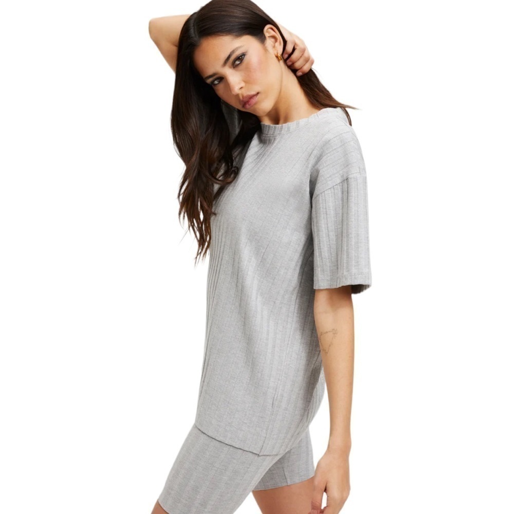 Good American Ribbed Boyfriend Tee shirt size 1/2